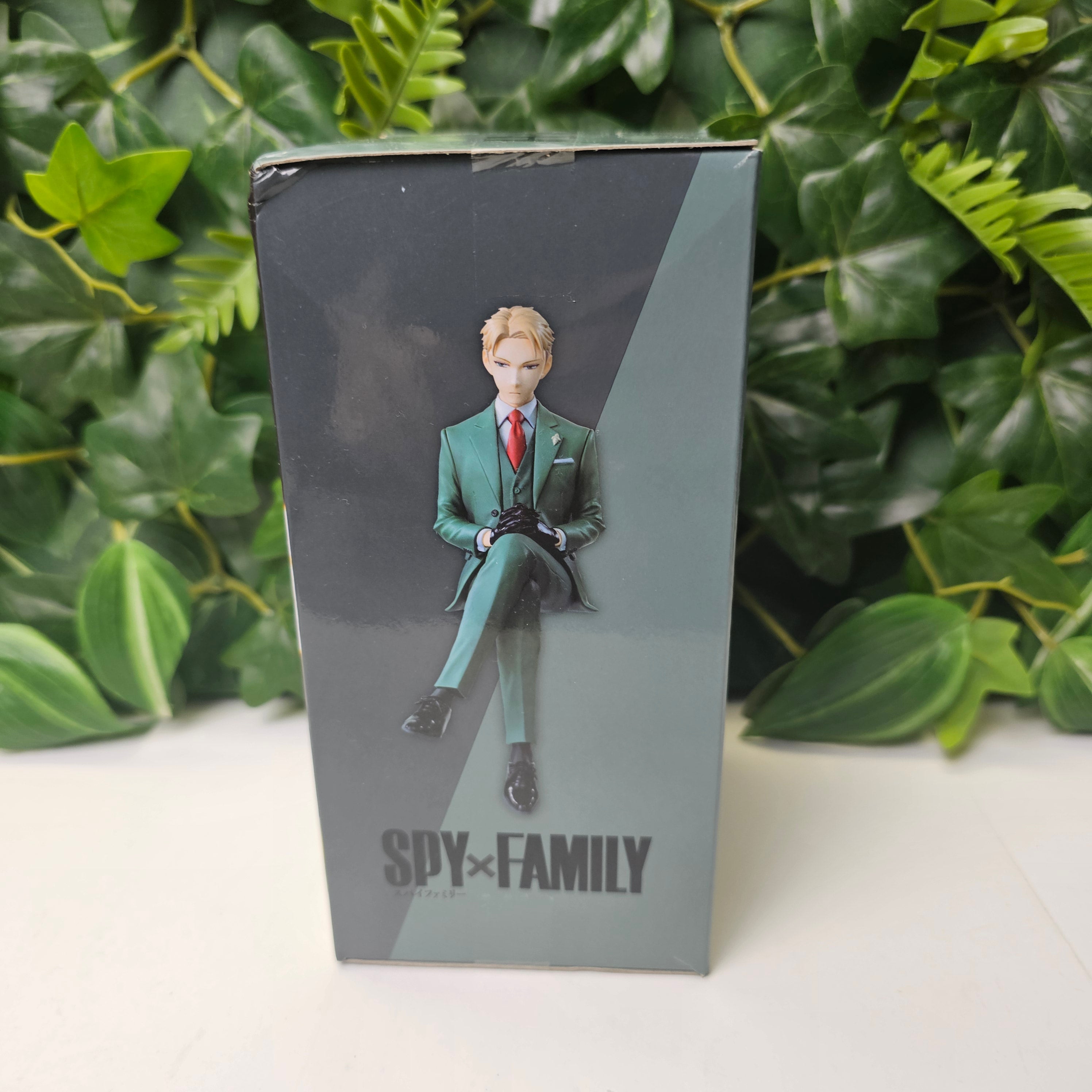 Spy × Family - Loid Forger Perching
